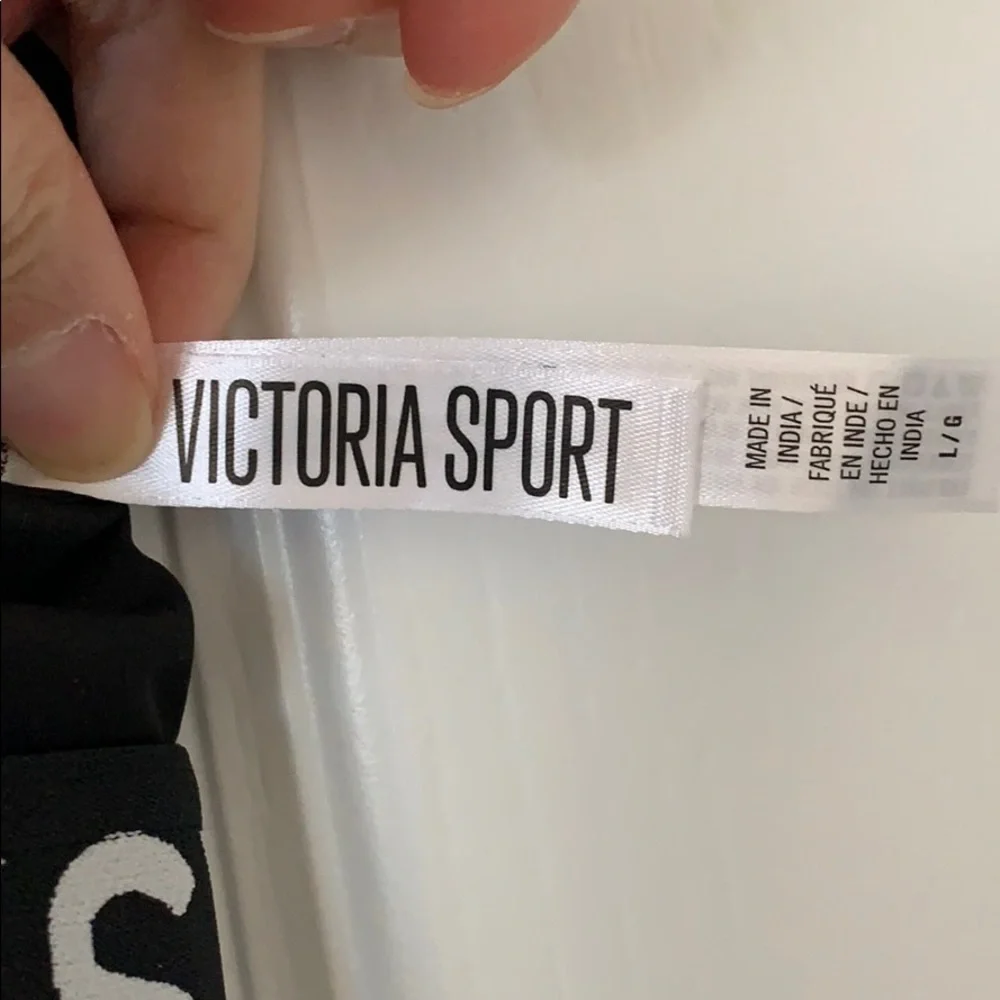 NWT VICTORIA’S SECRET VSX Black Racerback Body-Wick Sports Bra - Picture 10 of 13